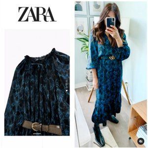 NWT! Zara print dress with a belt